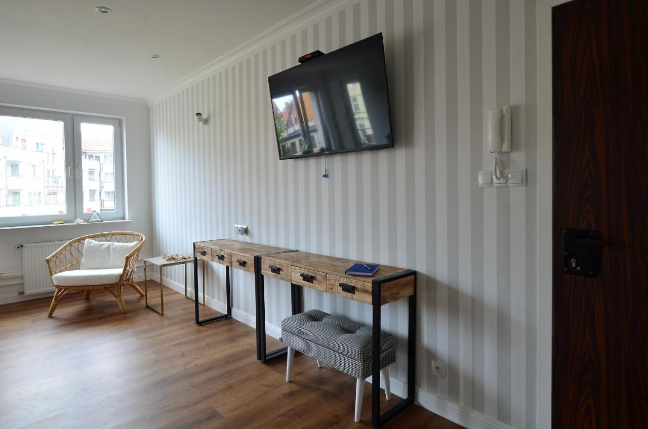 Apartament Biala Sowa - Weisse Eule Apartment Kołobrzeg Eksteriør bilde