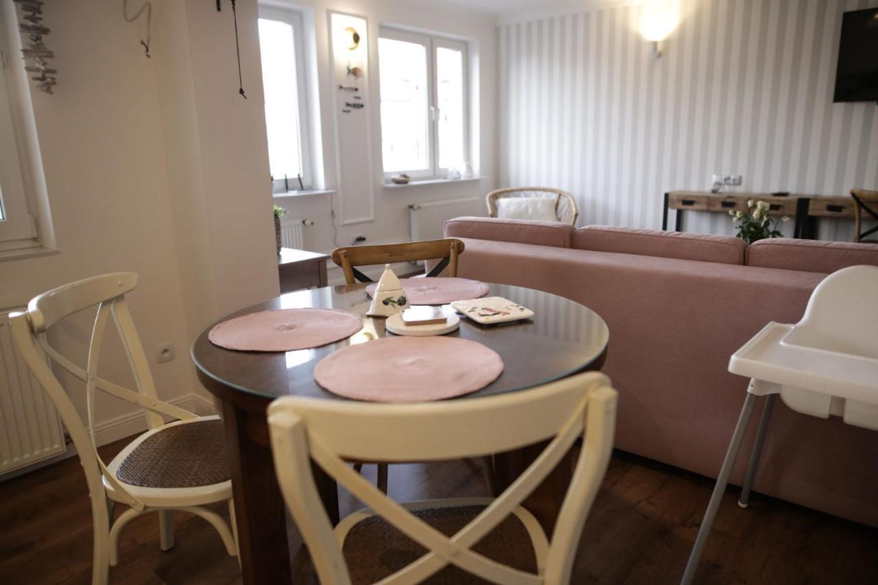 Apartament Biala Sowa - Weisse Eule Apartment Kołobrzeg Eksteriør bilde